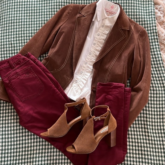 Suede Steve Madden Stack Heel with Peep Toe - Picture 14 of 16